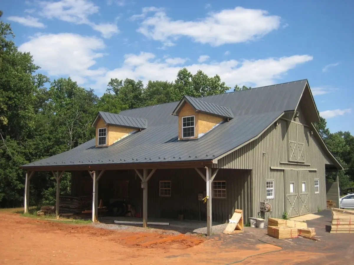 Expert Emergency Roof Leak Repair workmanship in Warren Crossroads